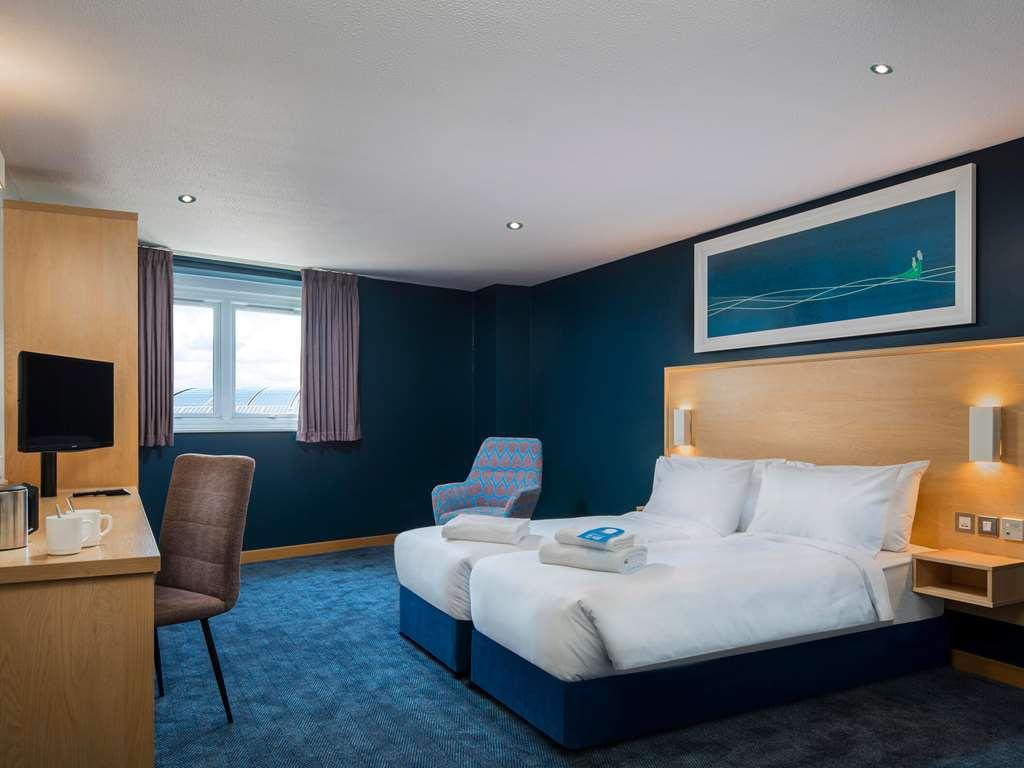 Travelodge London Chessington Tolworth Londres Quarto foto
