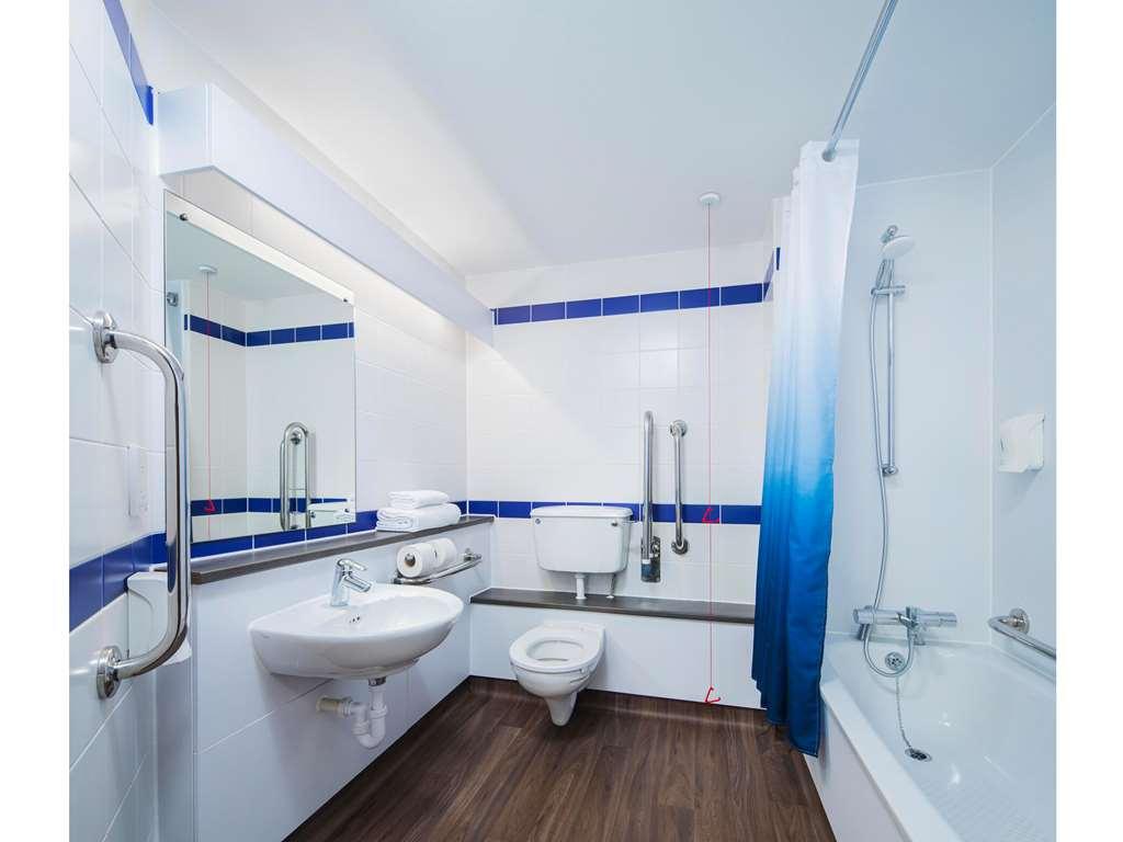 Travelodge London Chessington Tolworth Londres Quarto foto